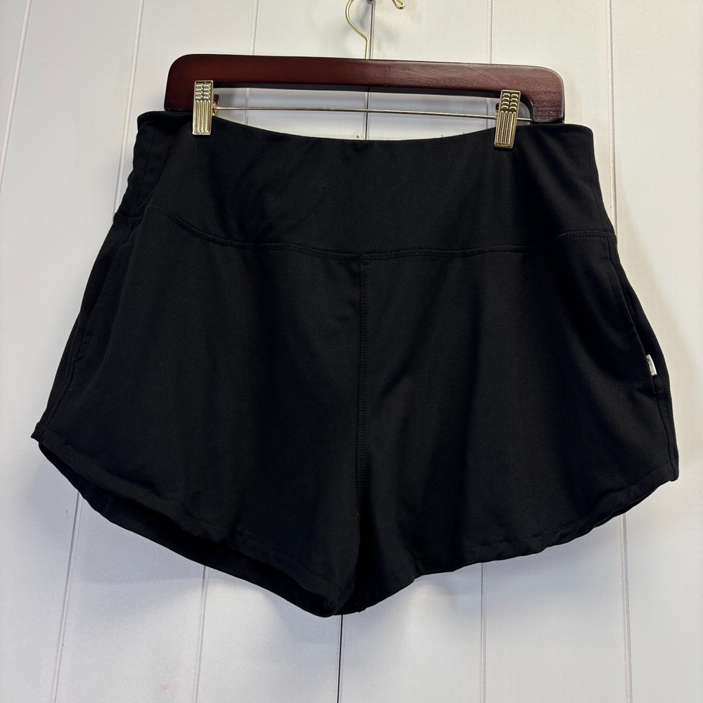 Feat Clothing Womens Athleisure Athletic Shorts Size L Sport Running Performance